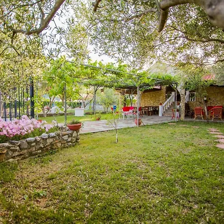 Apartmán Touzla Ofrínion