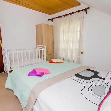 Apartment Touzla *