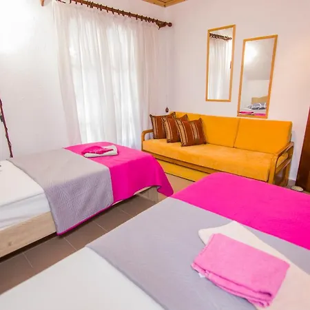 Touzla Apartment Ofrinion