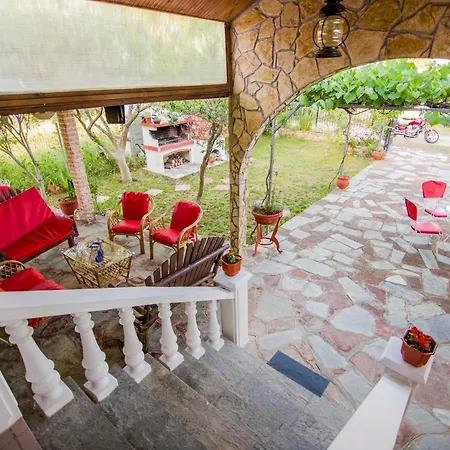 Touzla Apartment *